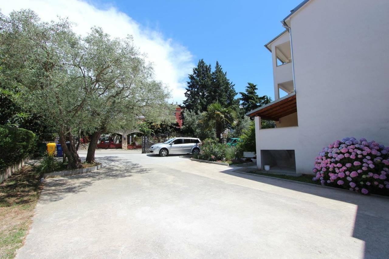 Apartments Sena Rovinj Extérieur photo